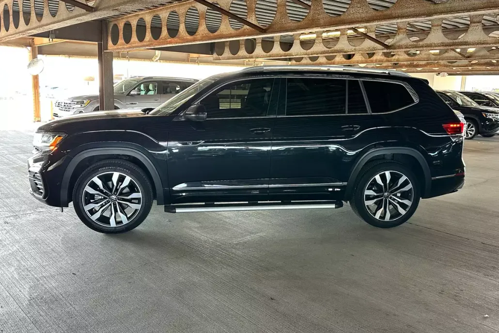2022 Volkswagen Atlas V6 SEL Premium R-Line photo 1