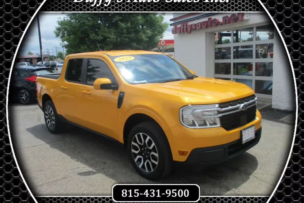 2023 Ford Maverick Lariat photo 1