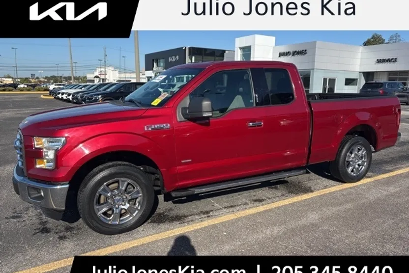 2015 Ford F-150 XLT photo 1