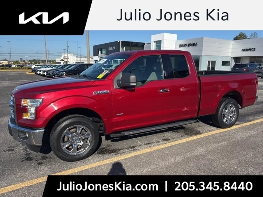 2015 Ford F-150 XLT photo 1
