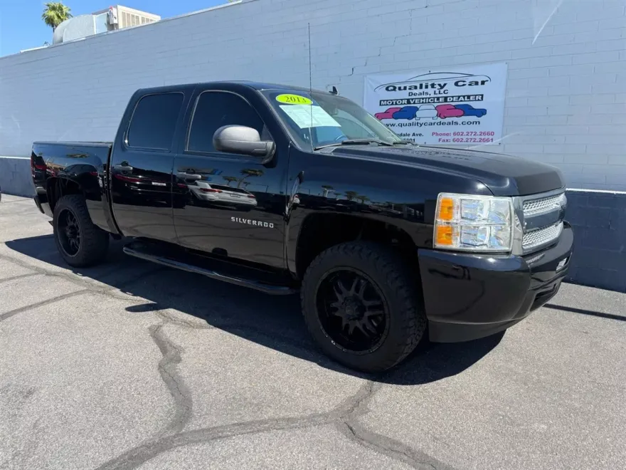 2013 Chevrolet Silverado LTZ photo 1