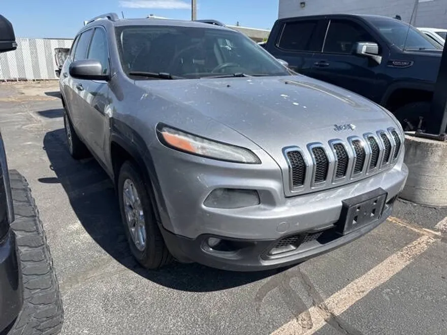 2014 Jeep Cherokee Latitude photo 1