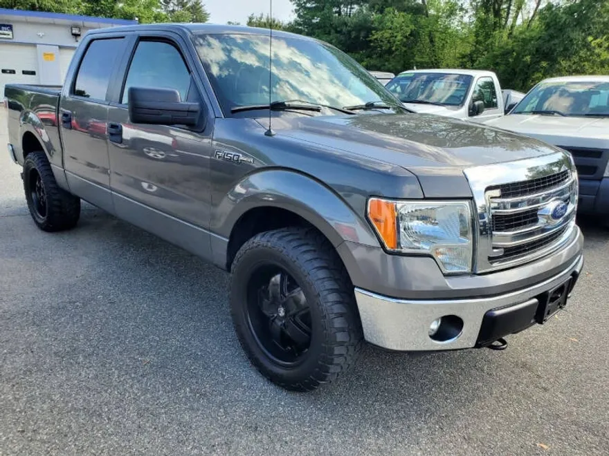 2014 Ford F-150 XLT photo 1