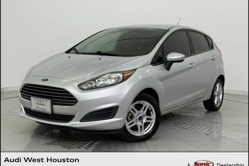 2019 Ford Fiesta SE photo 1
