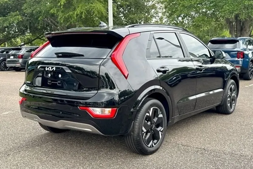 2025 Kia Niro EV Wind photo 1