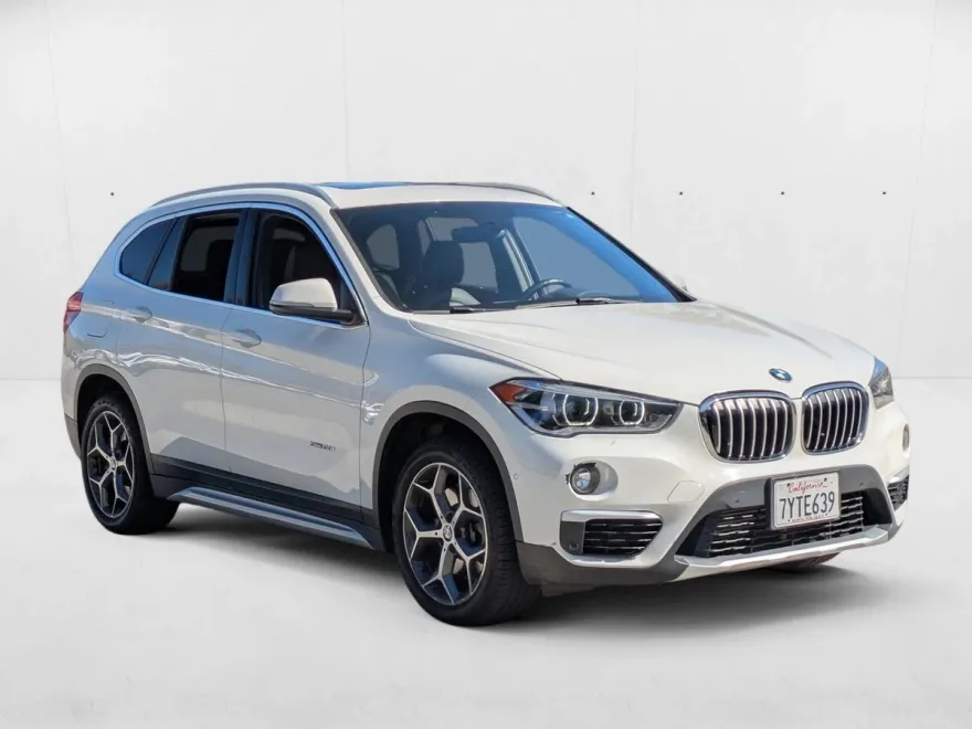 2017 Bmw X1 XDrive28i photo 1