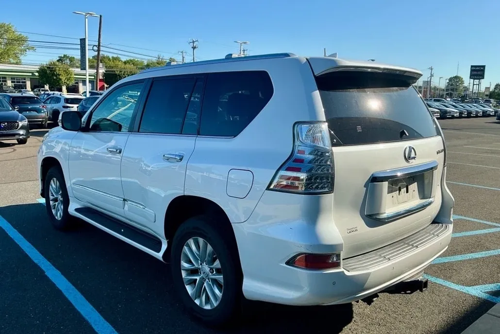 2017 Lexus GX 460 photo 1