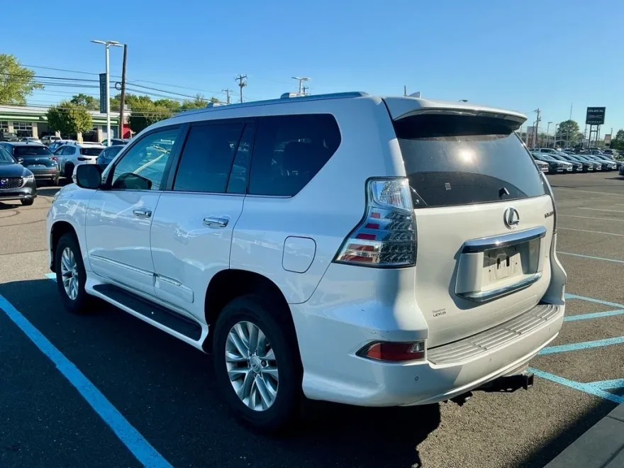 2017 Lexus GX 460 photo 1