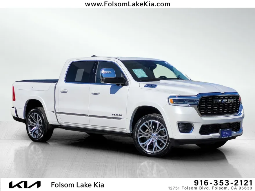 2025 Ram 1500 photo 1