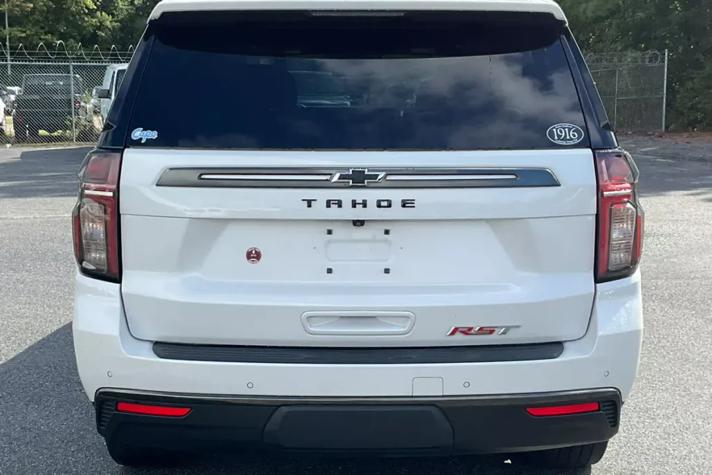 2022 Chevrolet Tahoe RST photo 1