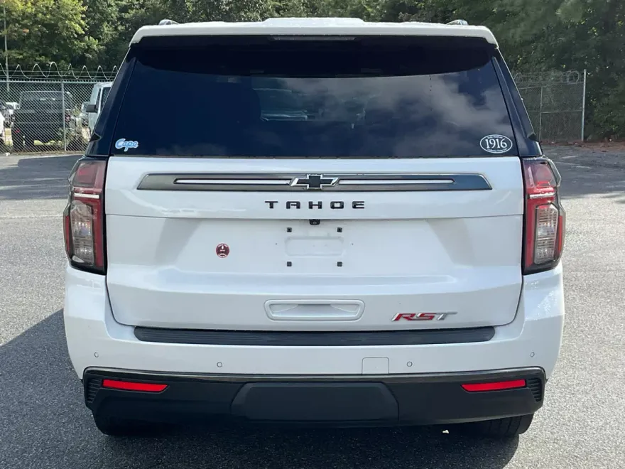 2022 Chevrolet Tahoe RST photo 1