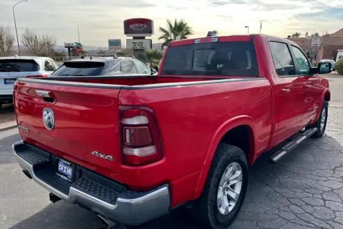 2019 Ram 1500 Laramie photo 3