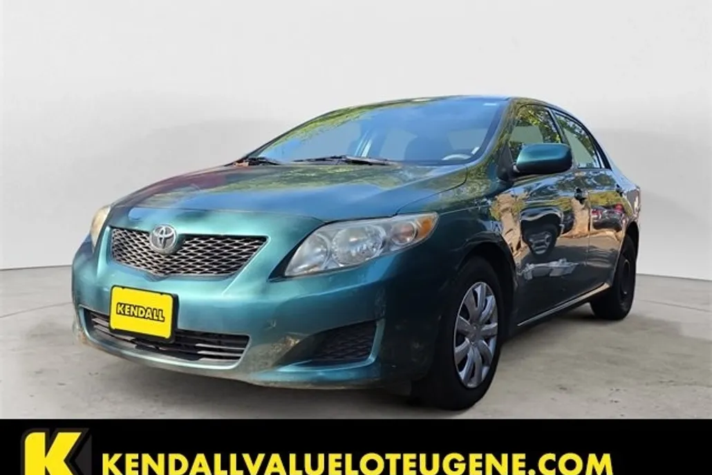 2009 Toyota Corolla LE photo 1