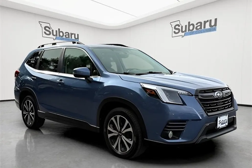 2023 Subaru Forester Limited photo 1