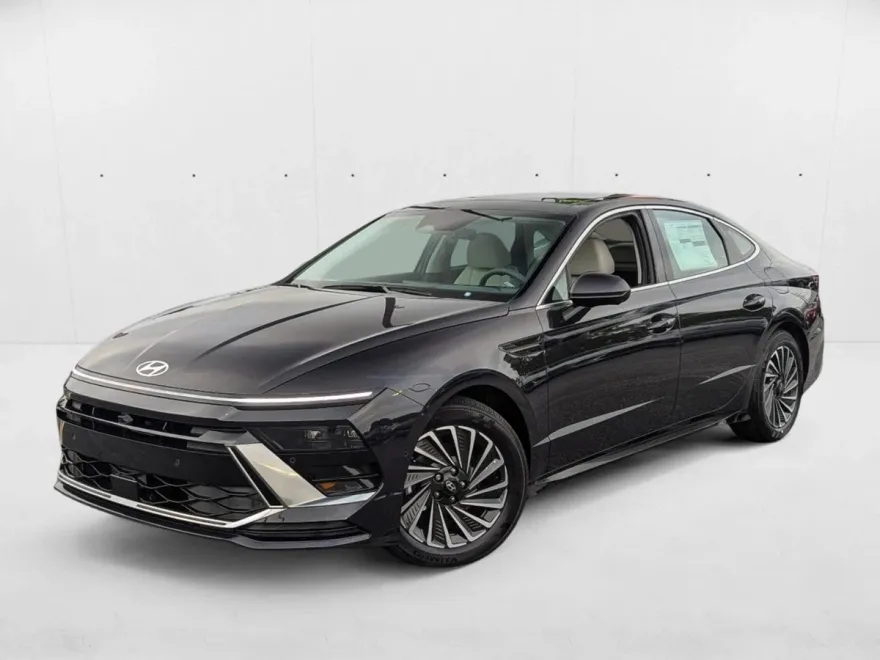 2024 Hyundai Sonata Hybrid Limited photo 1