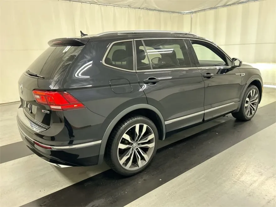 2021 Volkswagen Tiguan SEL Premium R-Line photo 1