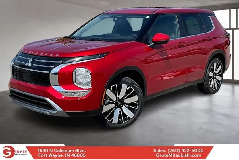 2025 Mitsubishi Outlander SE photo 1