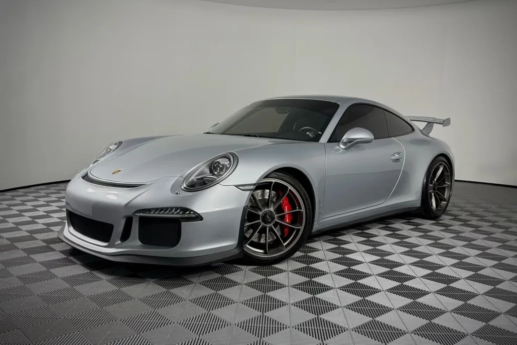 2016 Porsche 911 Turbo S photo 1