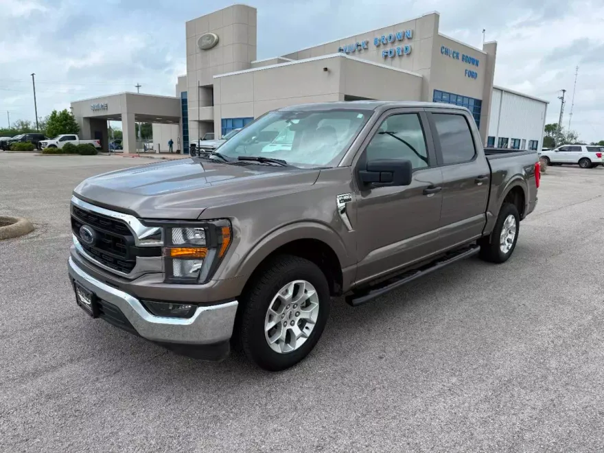 2023 Ford F-150 XLT photo 1