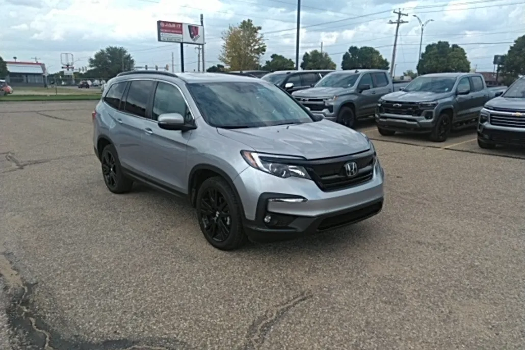 2022 Honda Pilot Special Edition photo 1