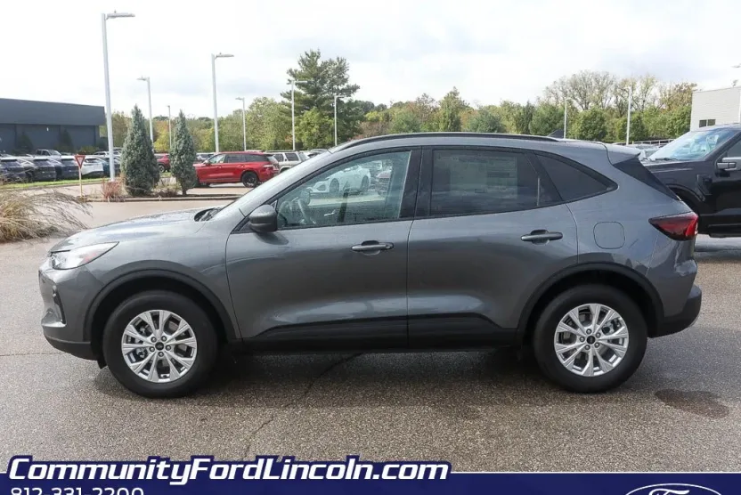 2025 Ford Escape Active photo 1