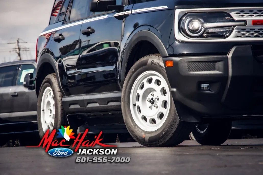 2025 Ford Bronco Sport Heritage photo 1