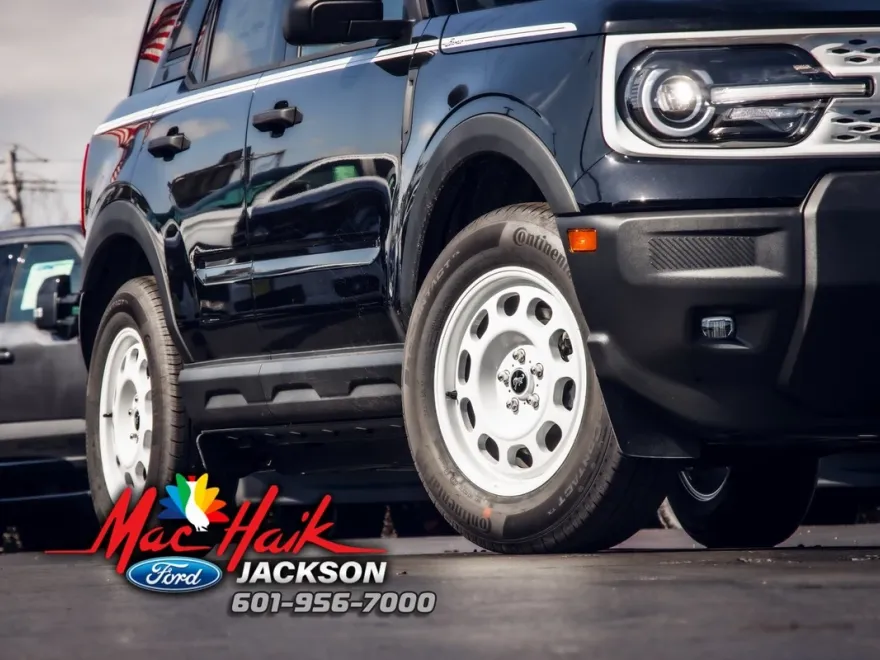 2025 Ford Bronco Sport Heritage photo 1