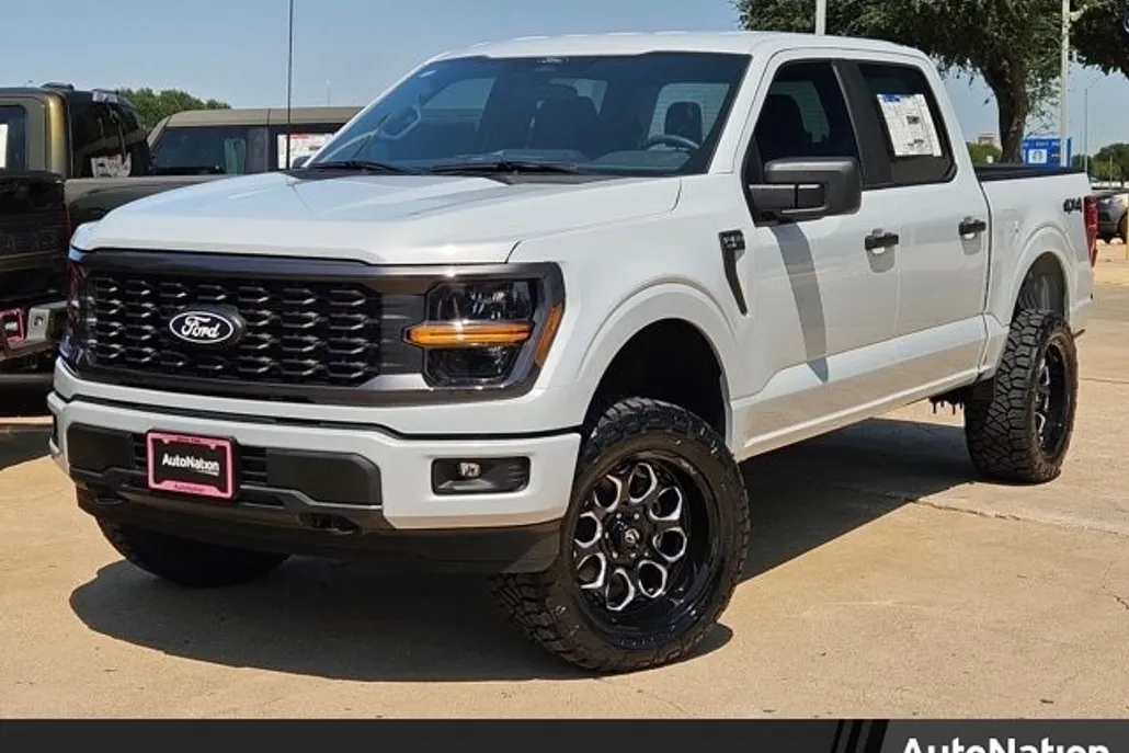 2025 Ford F-150 STX photo 1