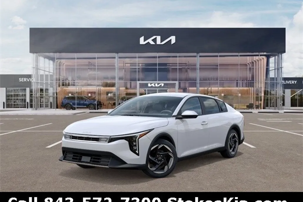 2025 Kia K4 EX photo 1