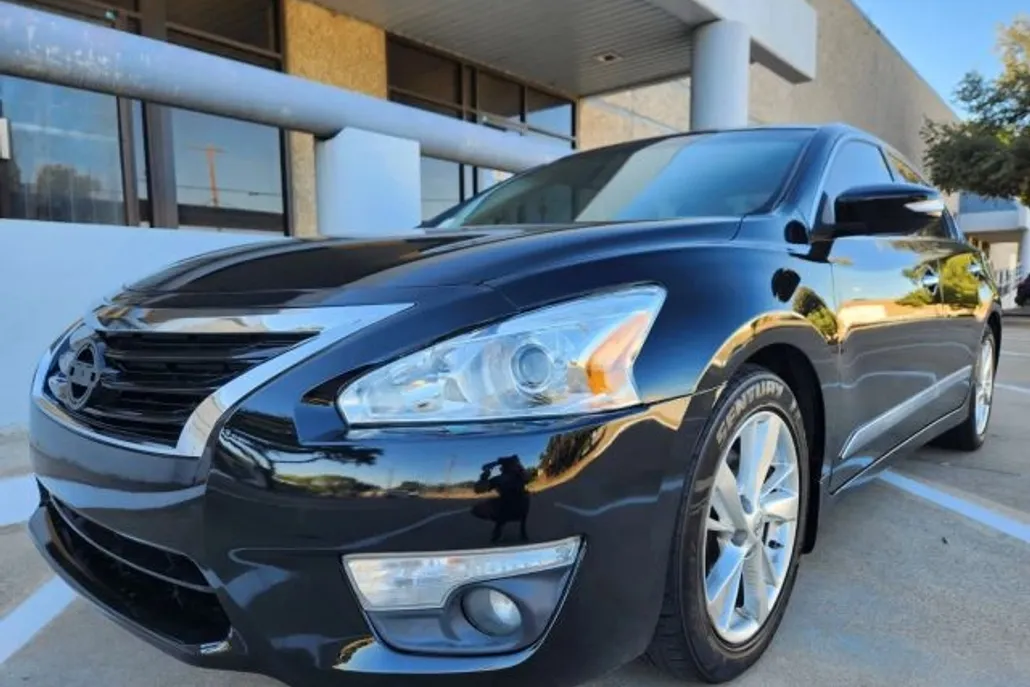 2015 Nissan Altima 2.5 SL photo 1