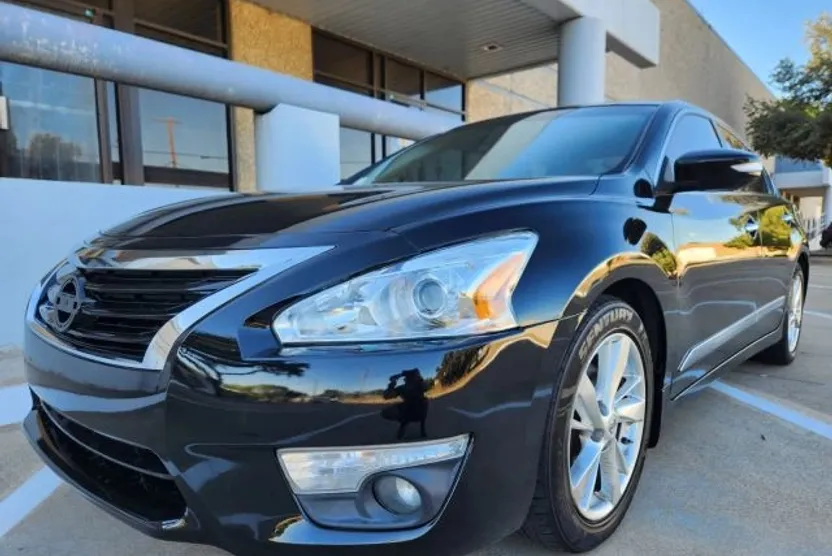 2015 Nissan Altima 2.5 SL photo 1