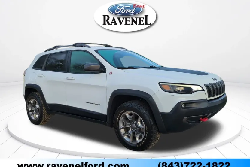 2019 Jeep Cherokee Trailhawk photo 1