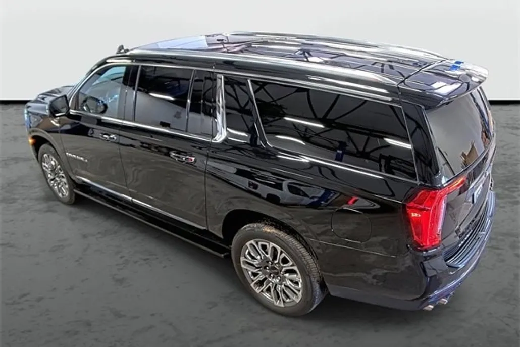 2024 Gmc Yukon XL Denali Ultimate photo 1