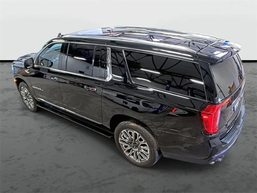 2024 Gmc Yukon XL Denali Ultimate photo 1