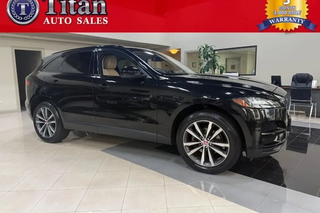 2018 Jaguar F-PACE Prestige photo 1