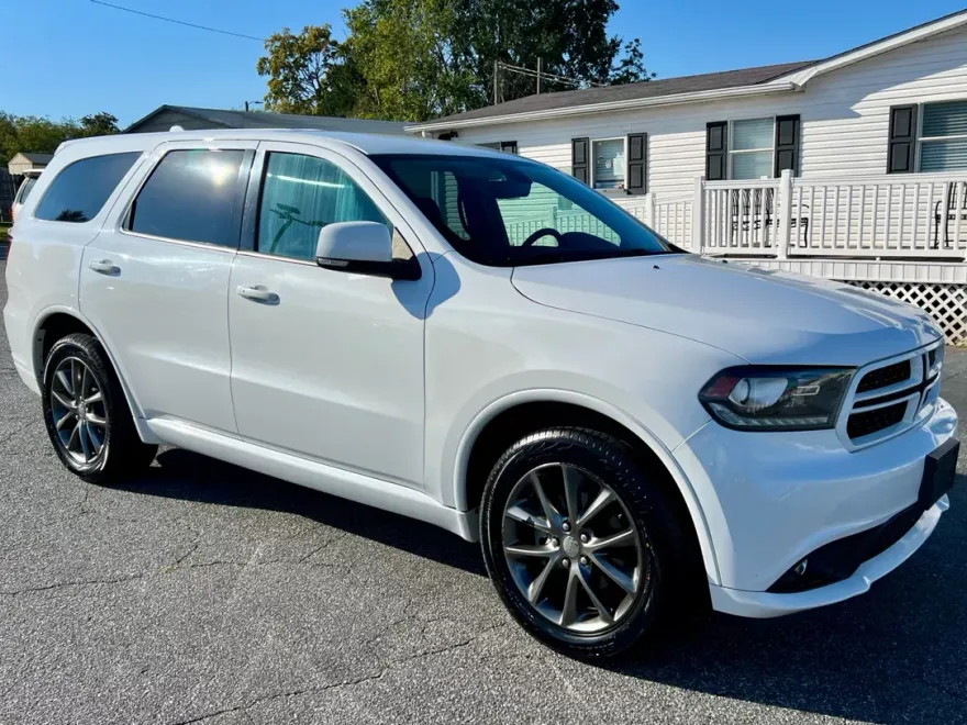 2017 Dodge Durango GT photo 1