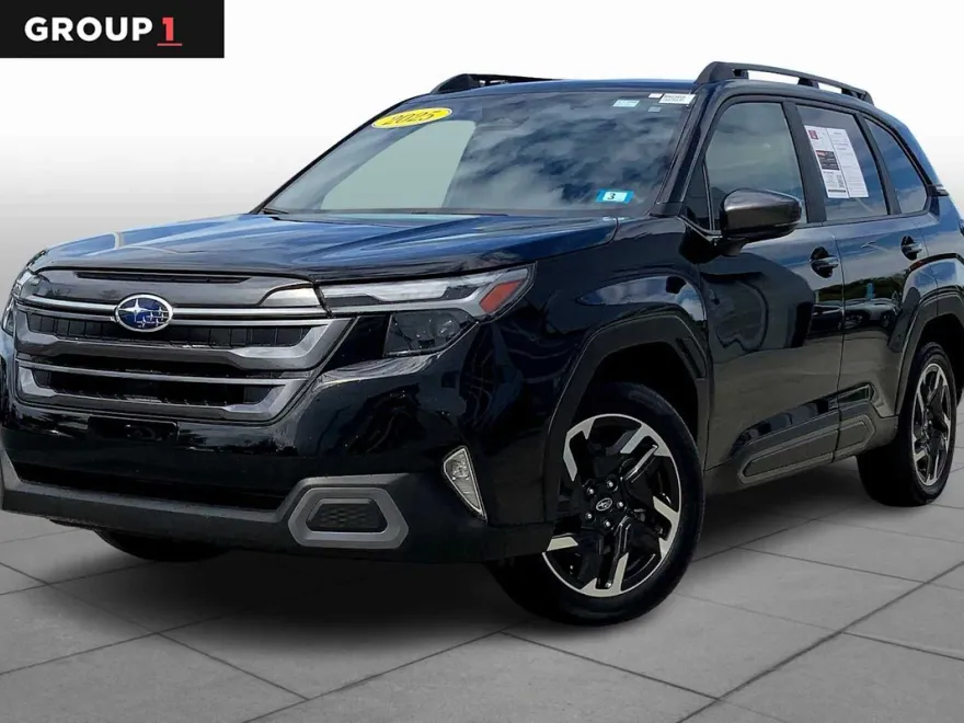 2025 Subaru Forester Limited photo 1