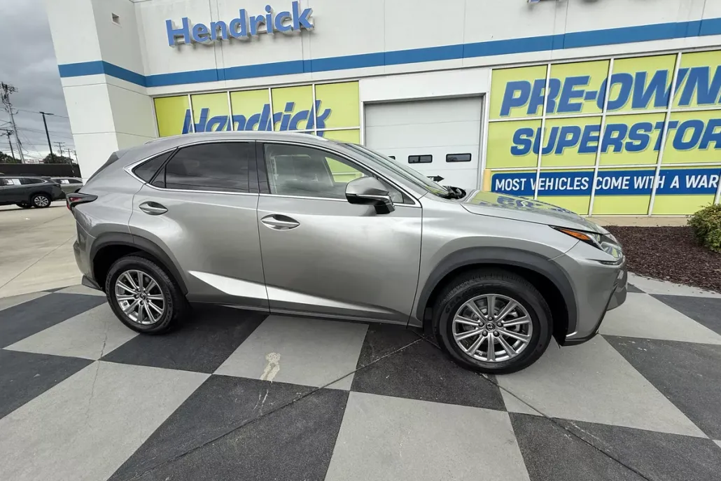 2021 Lexus NX 300 photo 1