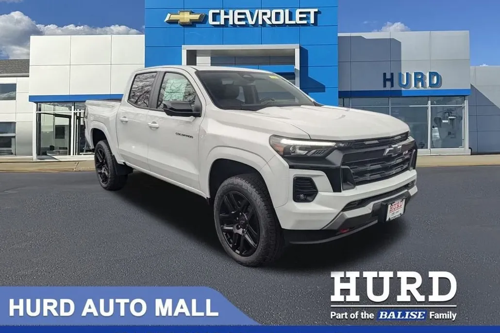 2025 Chevrolet Colorado Z71 photo 1