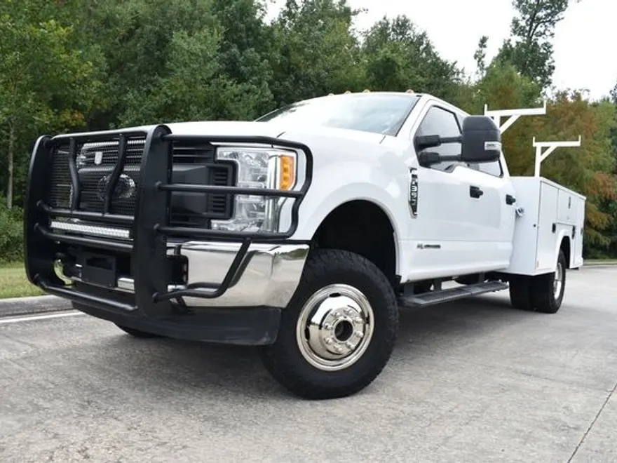 2017 Ford F-350 XL photo 1