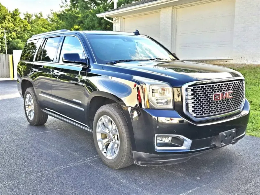 2016 Gmc Yukon Denali photo 1