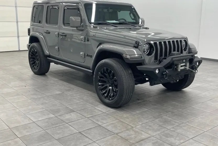 2021 Jeep Wrangler Unlimited Sahara Altitude photo 1