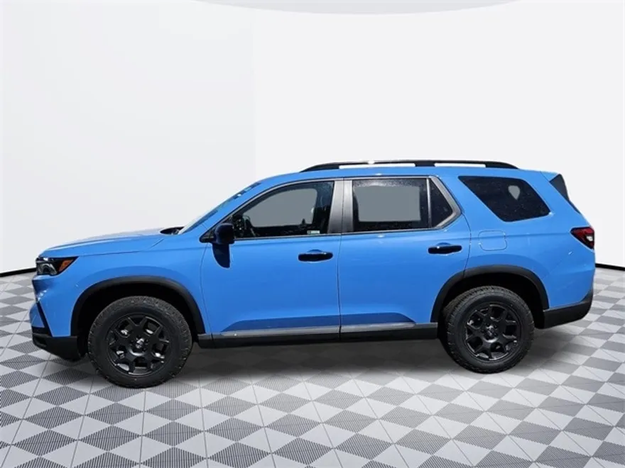 2025 Honda Pilot TrailSport photo 1