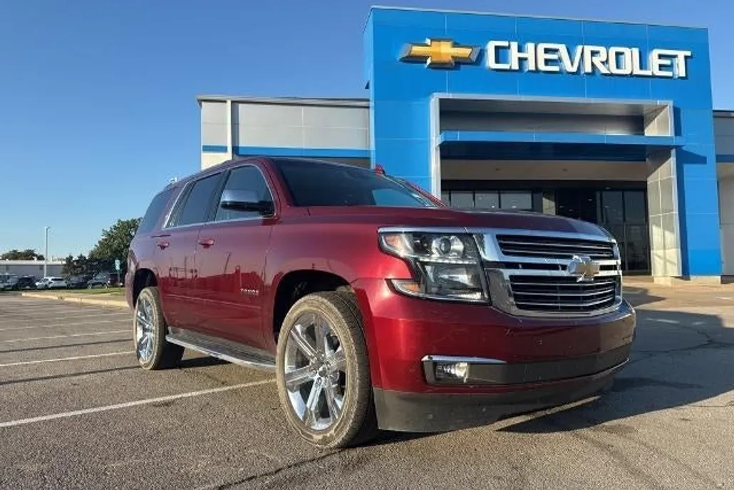 2019 Chevrolet Tahoe Premier photo 1