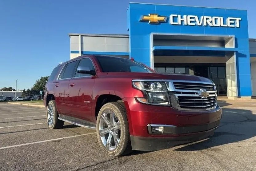 2019 Chevrolet Tahoe Premier photo 1
