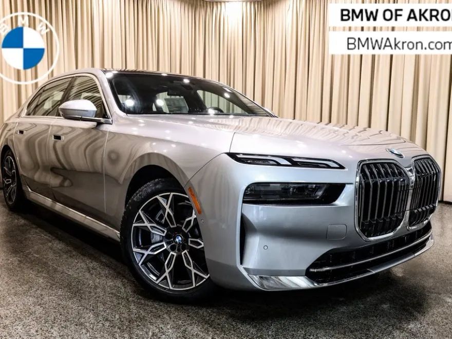 2024 Bmw i7 eDrive50 photo 2
