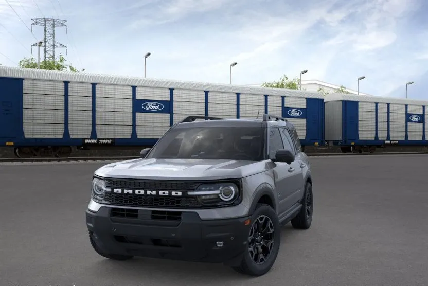 2025 Ford Bronco Sport Outer Banks photo 1