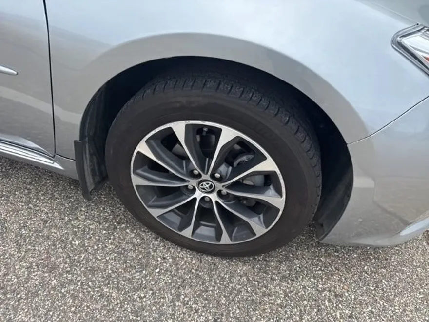 2017 Toyota Avalon Plus XLE Premium Touring Limited photo 1
