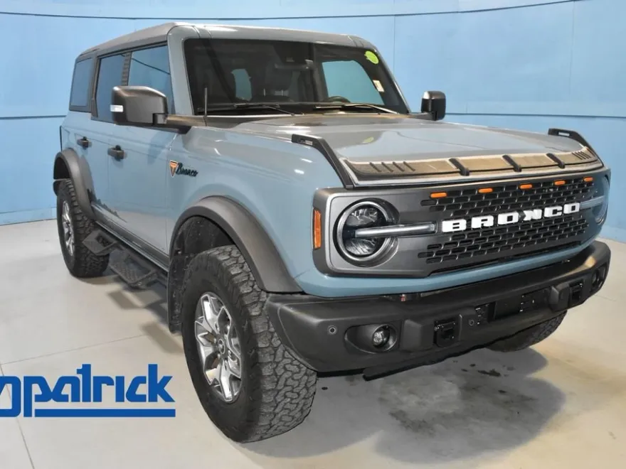 2023 Ford Bronco Badlands photo 1