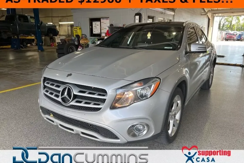 2018 Mercedes Benz GLA 4MATIC photo 1